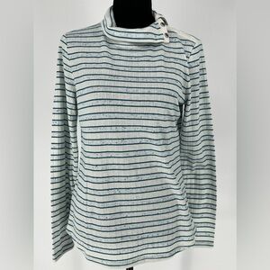 T BY TALBOTS SOFT LIGHTWEIGHT‎ SNAP TURTLE NECK KNIT TOP IN IVORY AND BLUE